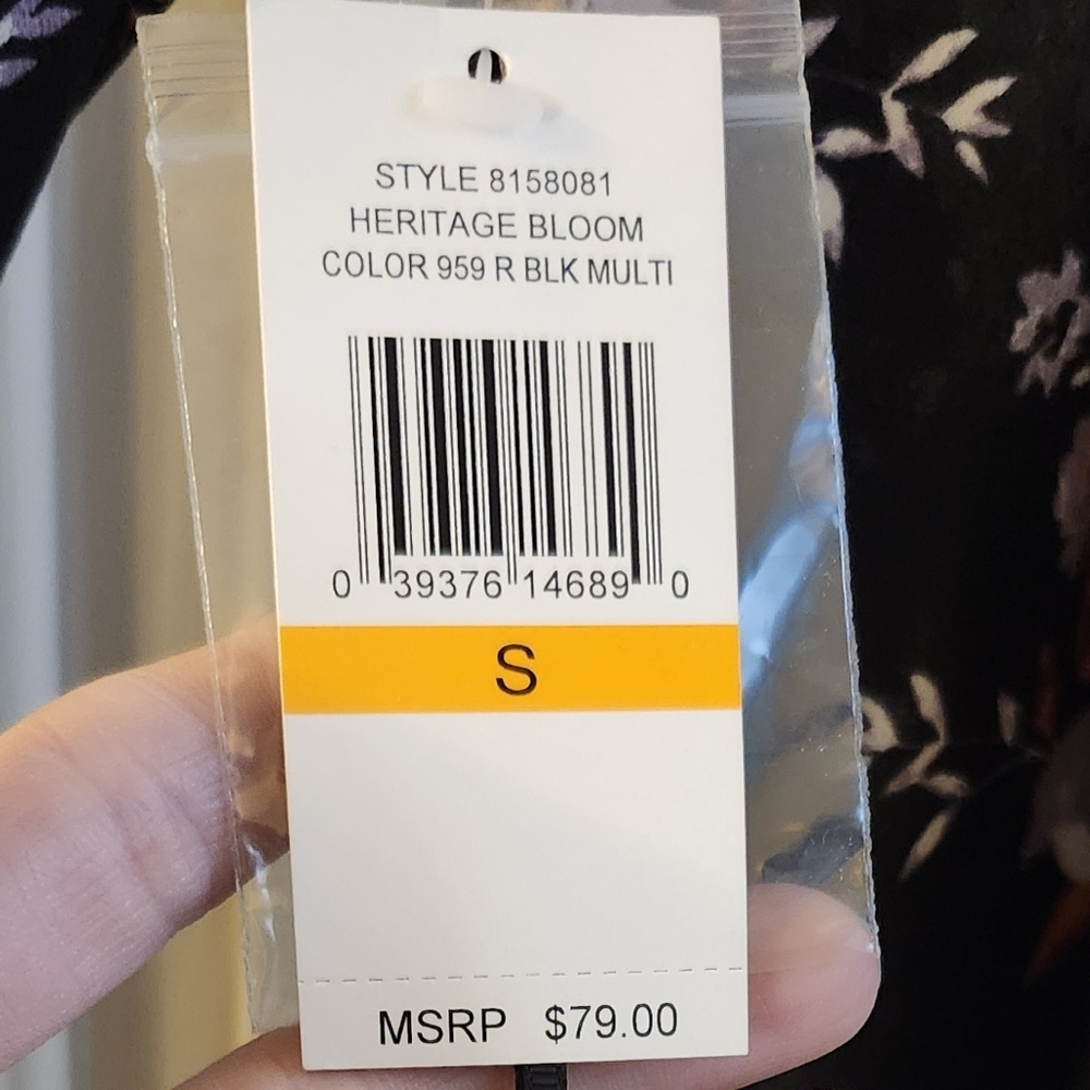 NWT Stunning Tie Front Shirt - Picture 5 of 5